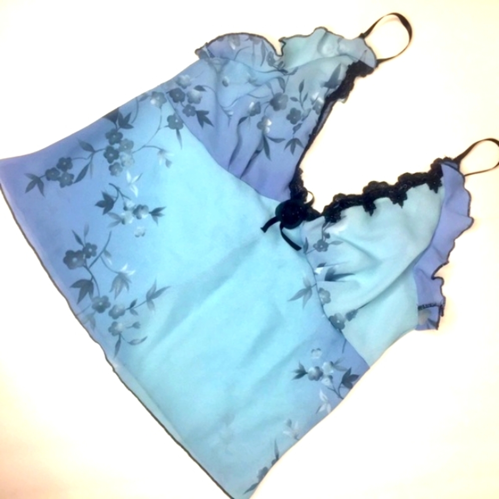 Vintage Victoria’s Secret Sleep Top